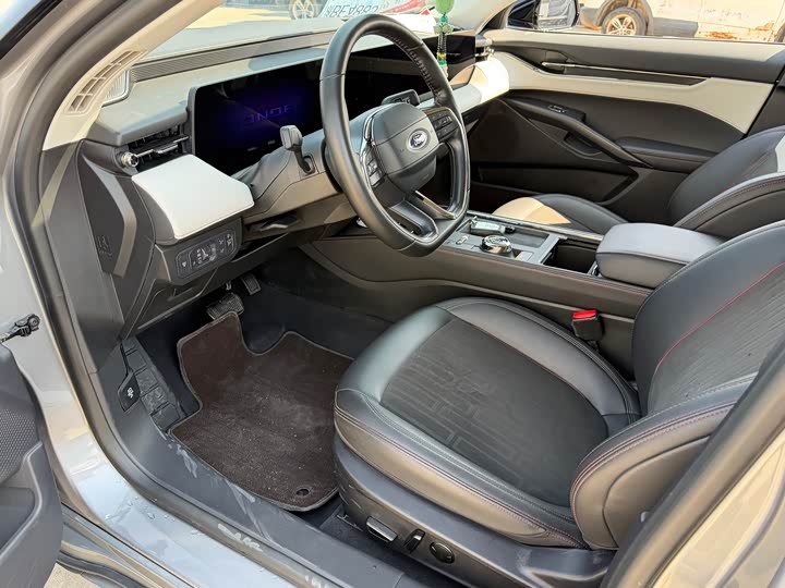 Фото 5 - Ford Mondeo