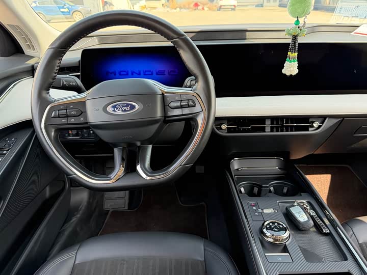 Фото 7 - Ford Mondeo