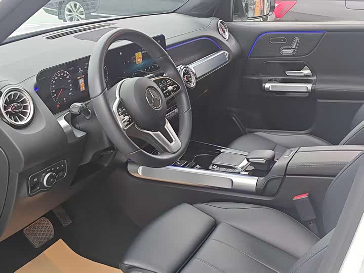 Mercedes-Benz GLB-Class 2022 2022款 GLB 220 4MATIC