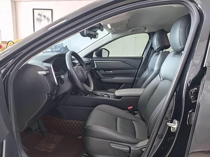 Фото 9 - Mazda CX-50