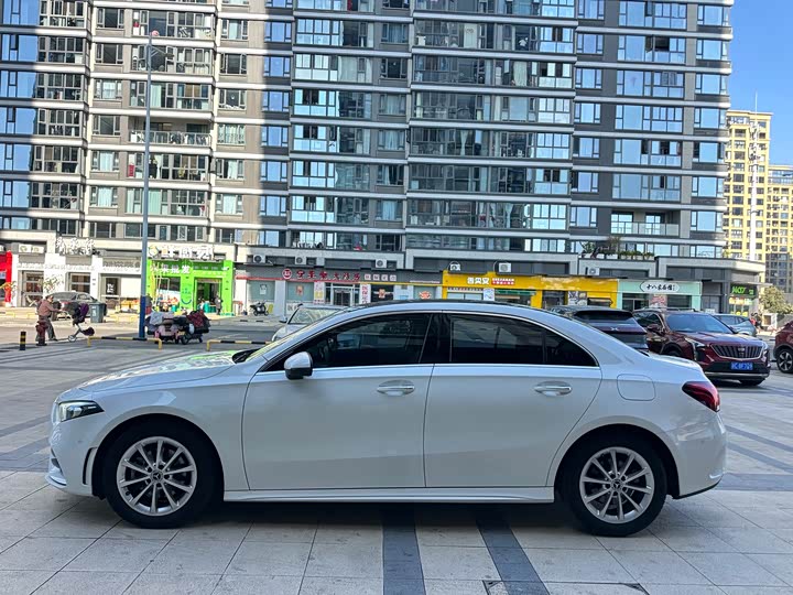 Photo 3 - Mercedes-Benz A-Class