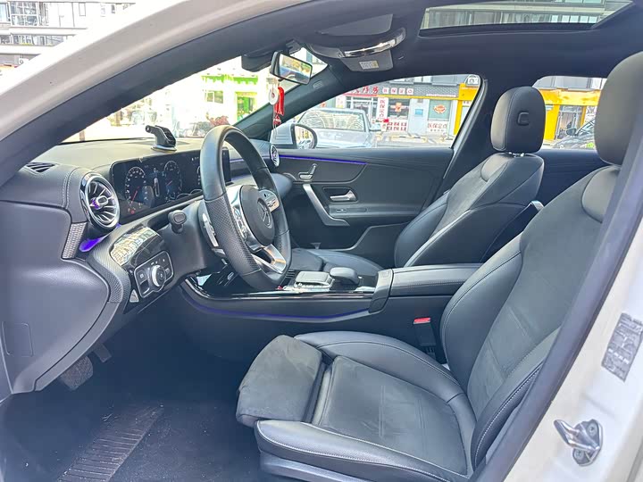 Photo 7 - Mercedes-Benz A-Class