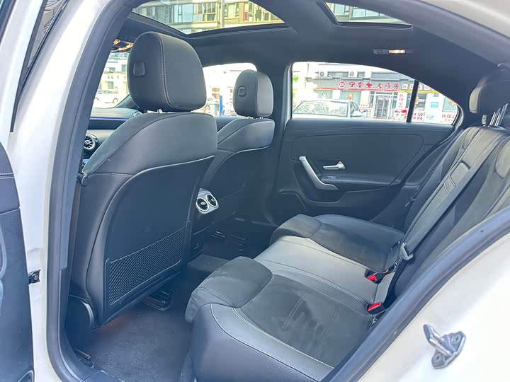 Photo 8 - Mercedes-Benz A-Class