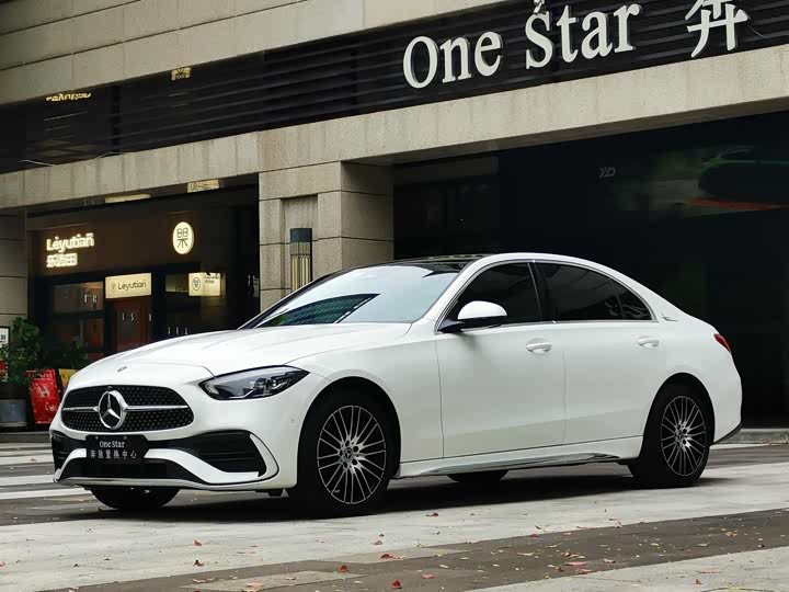 Фото 3 - Mercedes-Benz C-Class