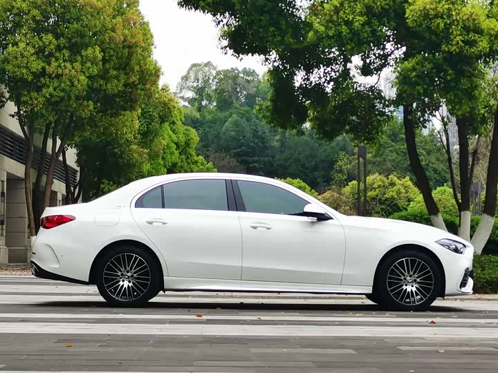 Фото 5 - Mercedes-Benz C-Class