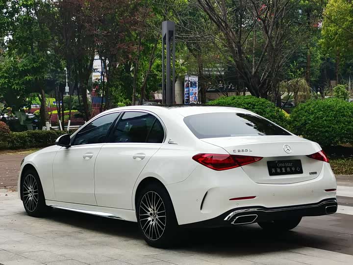 Фото 8 - Mercedes-Benz C-Class