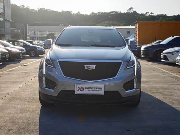 Фото 2 - Cadillac XT5