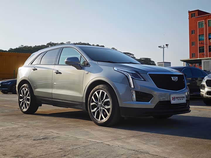 Фото 3 - Cadillac XT5