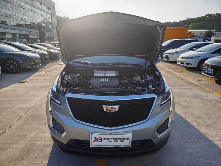 Фото 4 - Cadillac XT5