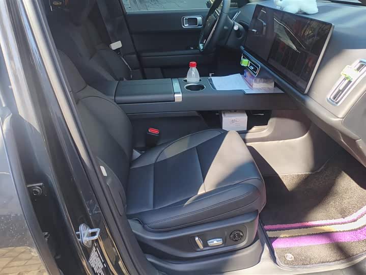 Фото 8 - LiXiang L6