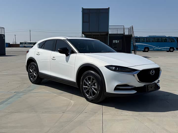 Фото 3 - Mazda CX-4