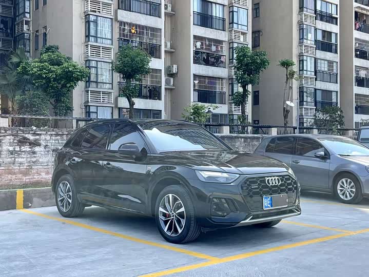 Фото 3 - Audi Q5L