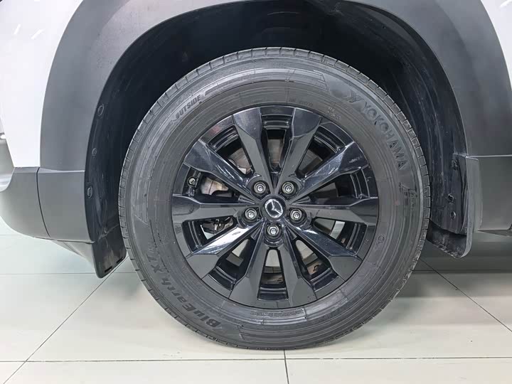 Photo 6 - Mazda CX-50