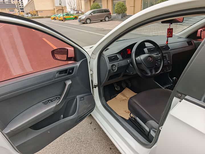 Фото 7 - Volkswagen Santana