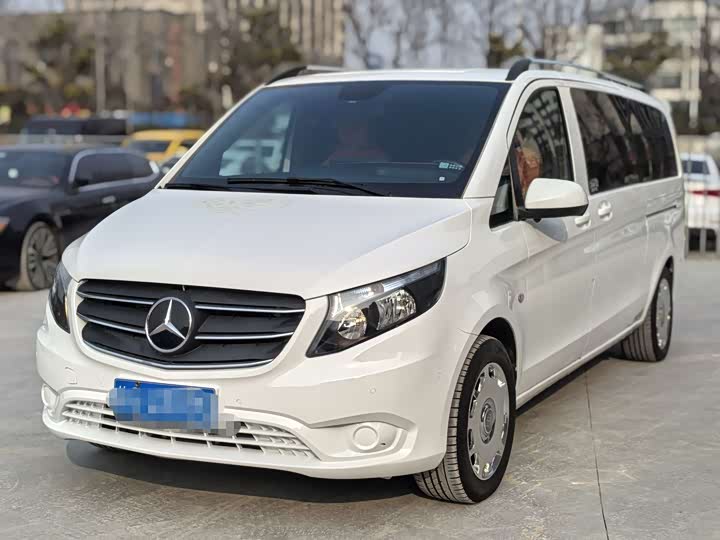 Фото 1 - Mercedes-Benz Vito