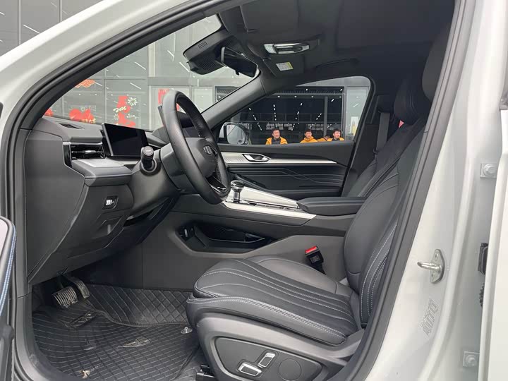 Фото 4 - Geely Preface