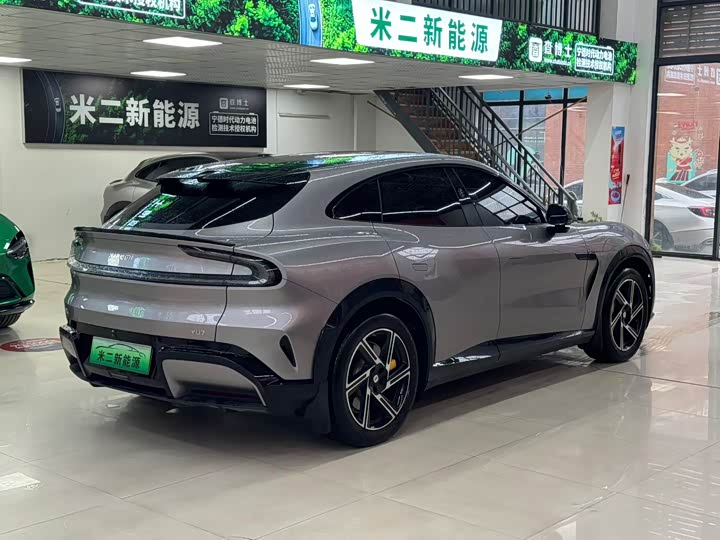 Фото 9 - Xiaomi YU7