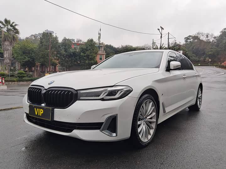 Фото 1 - BMW 5 Series