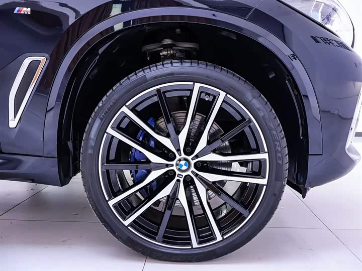 Фото 6 - BMW X5
