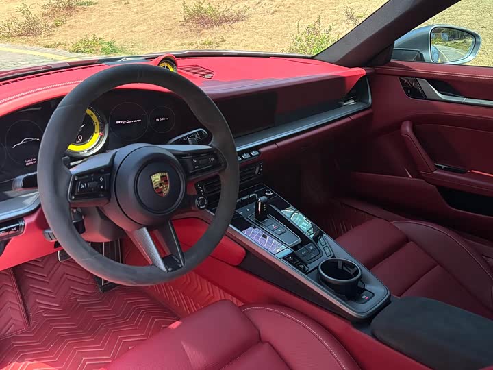 Фото 4 - Porsche 911