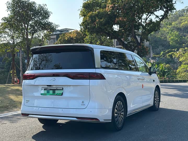 Фото 9 - BYD Xia