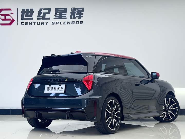 Фото 4 - Mini Cooper