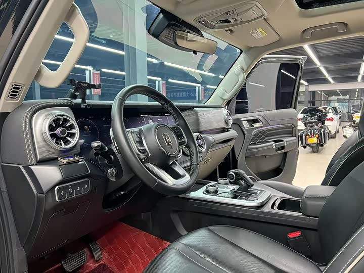 Фото 5 - Tank 300