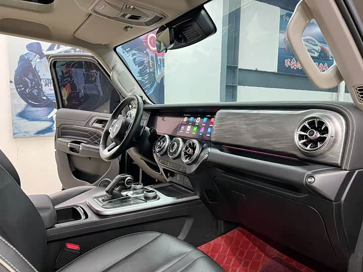 Фото 8 - Tank 300