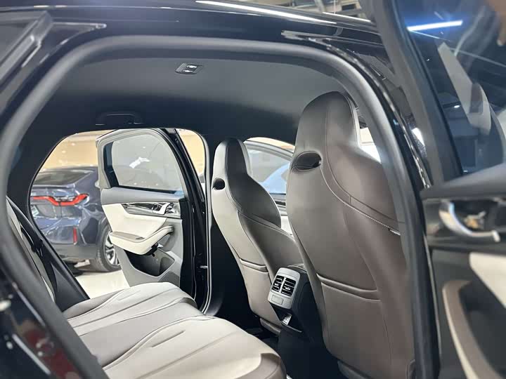 Фото 7 - BYD Qin Plus