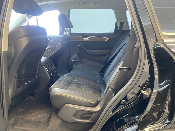 Фото 7 - Hongqi HS7