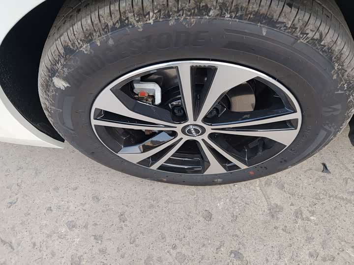 Фото 8 - Nissan Sylphy