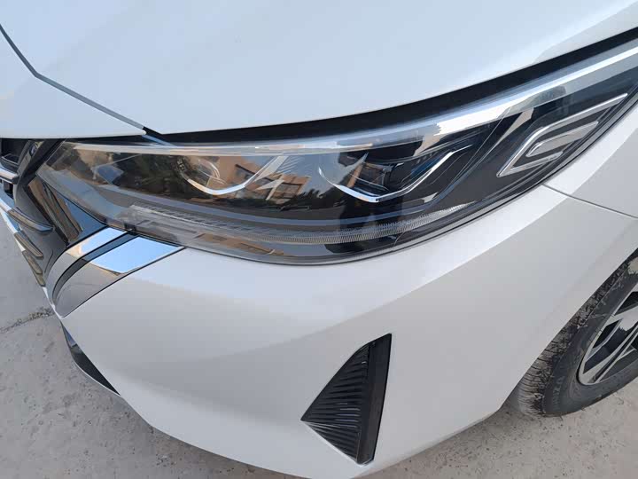 Фото 9 - Nissan Sylphy