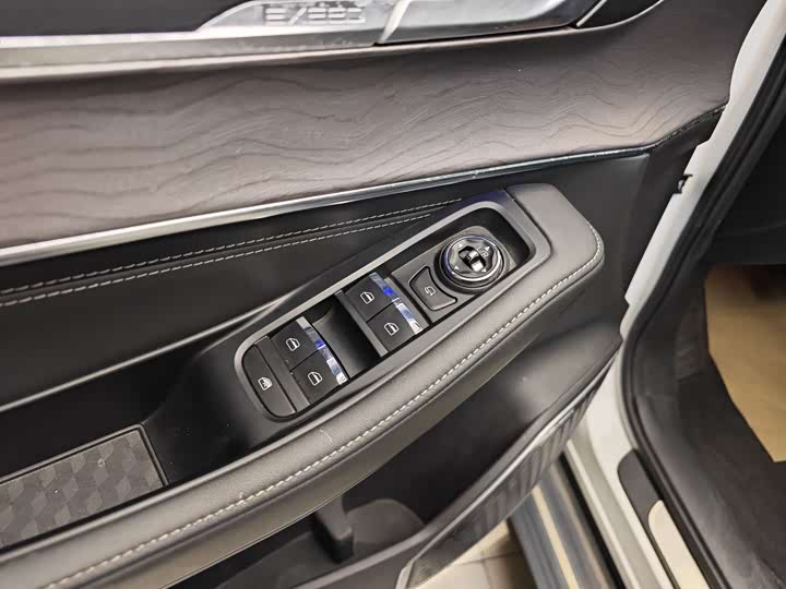 Фото 9 - Exeed LX C-DM Hybrid