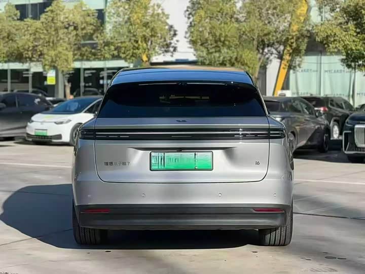 Фото 8 - LiXiang i6