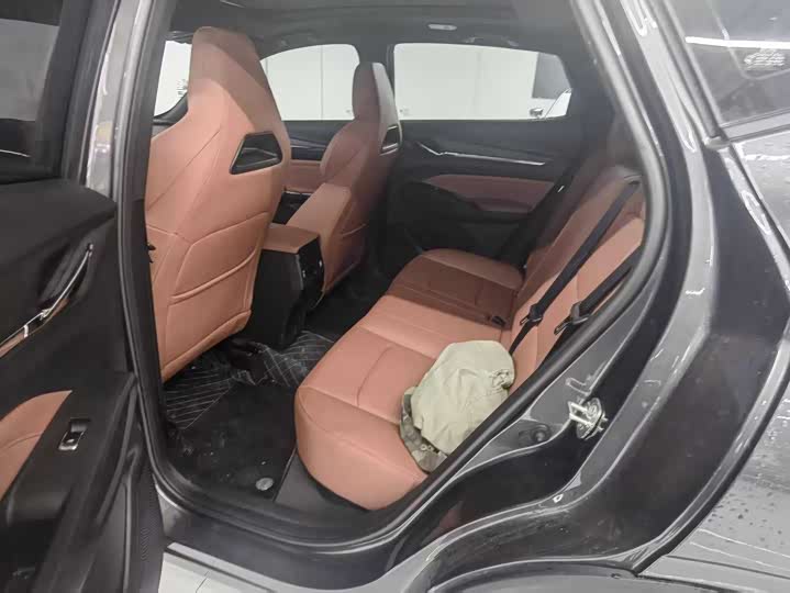 Фото 5 - Changan X5 Plus