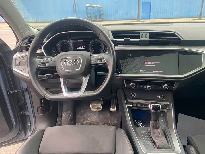 Фото 6 - Audi Q3