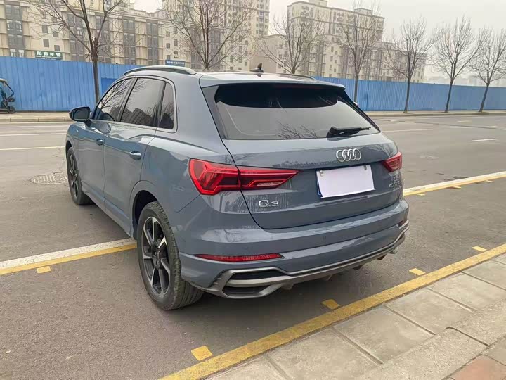 Фото 9 - Audi Q3