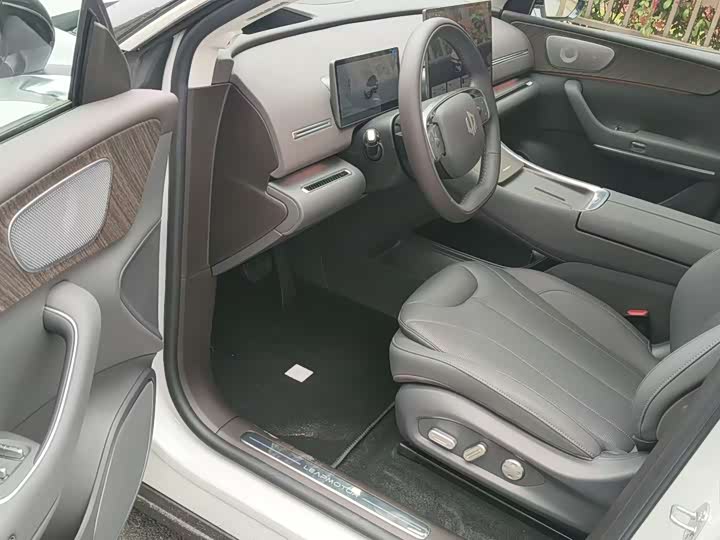 Фото 3 - Leapmotor C11