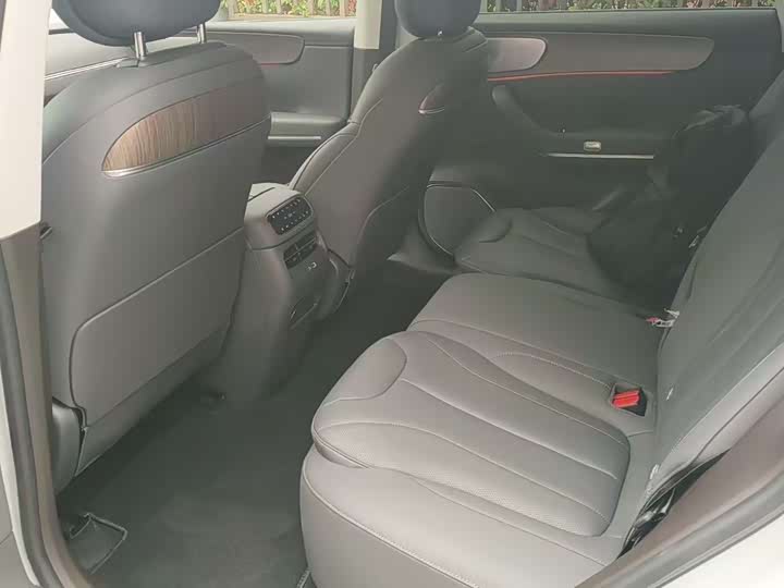 Фото 7 - Leapmotor C11