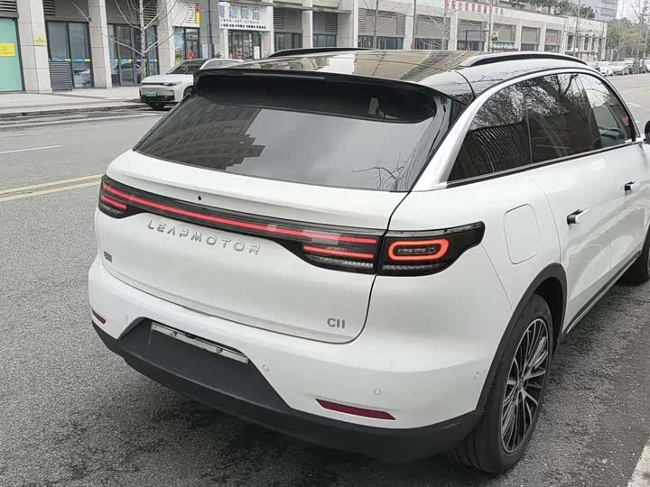 Фото 9 - Leapmotor C11