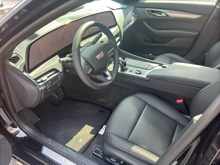 Фото 4 - Cadillac CT5