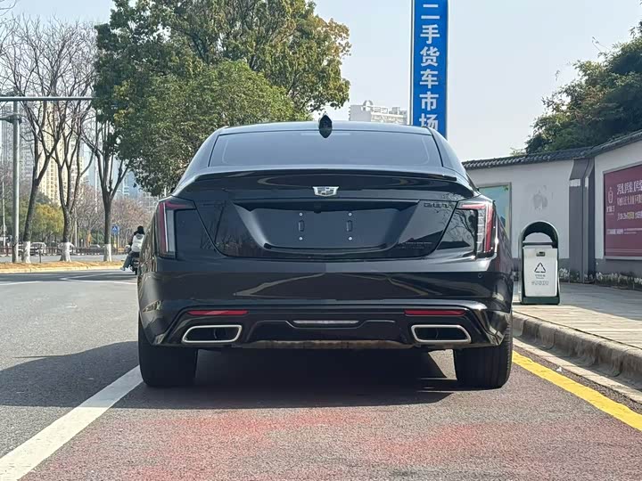 Фото 8 - Cadillac CT5