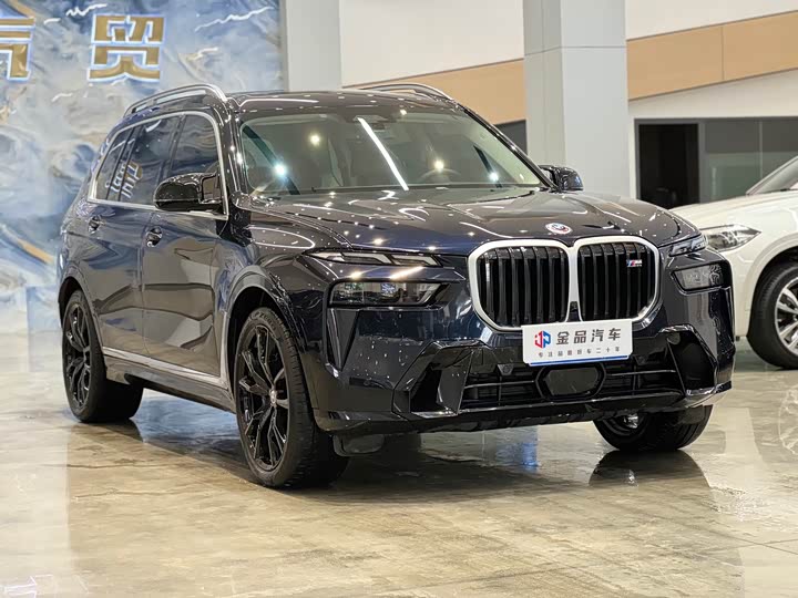 Фото 3 - BMW X7