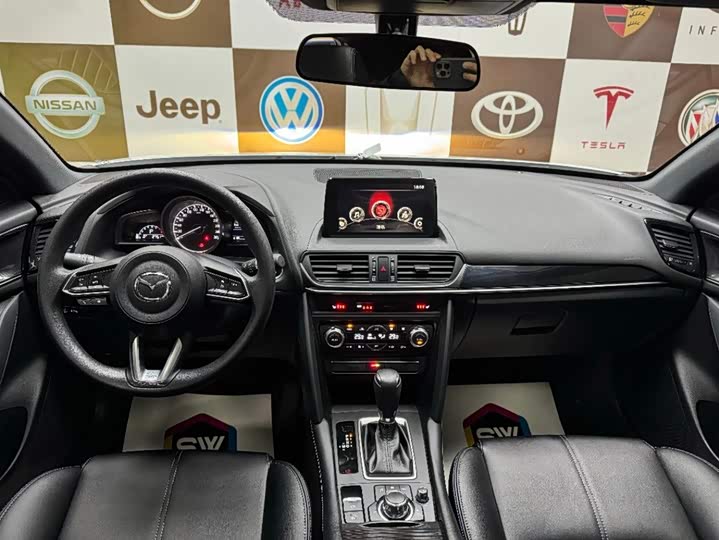 Фото 9 - Mazda CX-4