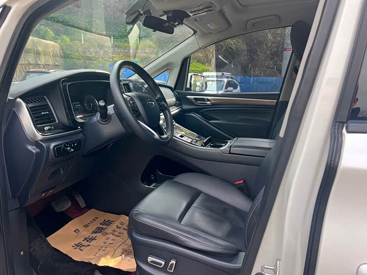 Фото 4 - GAC Trumpchi M8