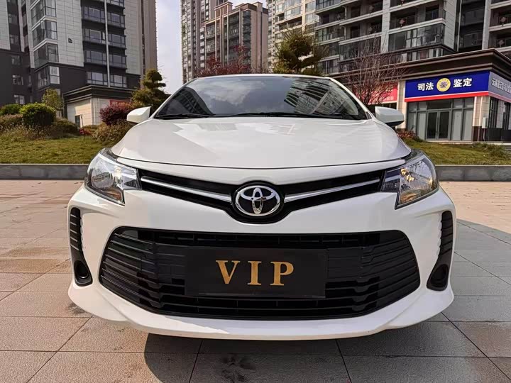 Фото 1 - Toyota Vios