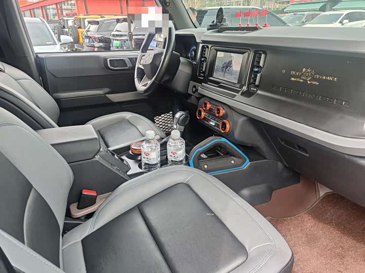 Фото 5 - Ford Bronco