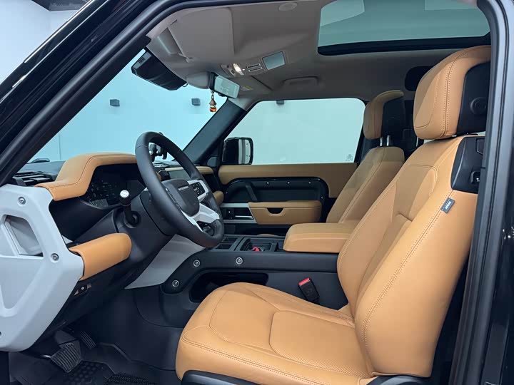 Фото 4 - Land Rover Defender