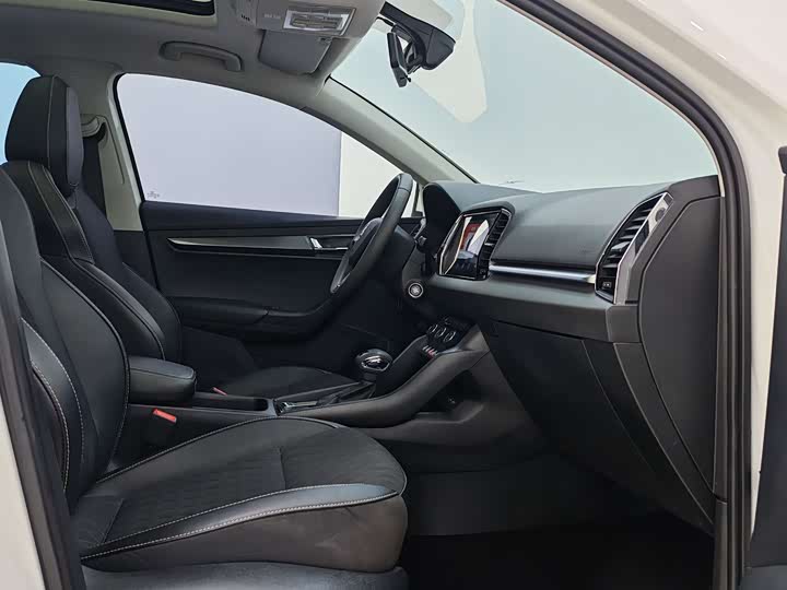 Photo 8 - Skoda Karoq