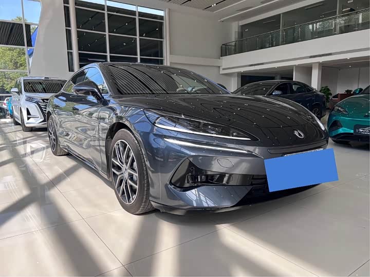 Фото 1 - Denza Z9